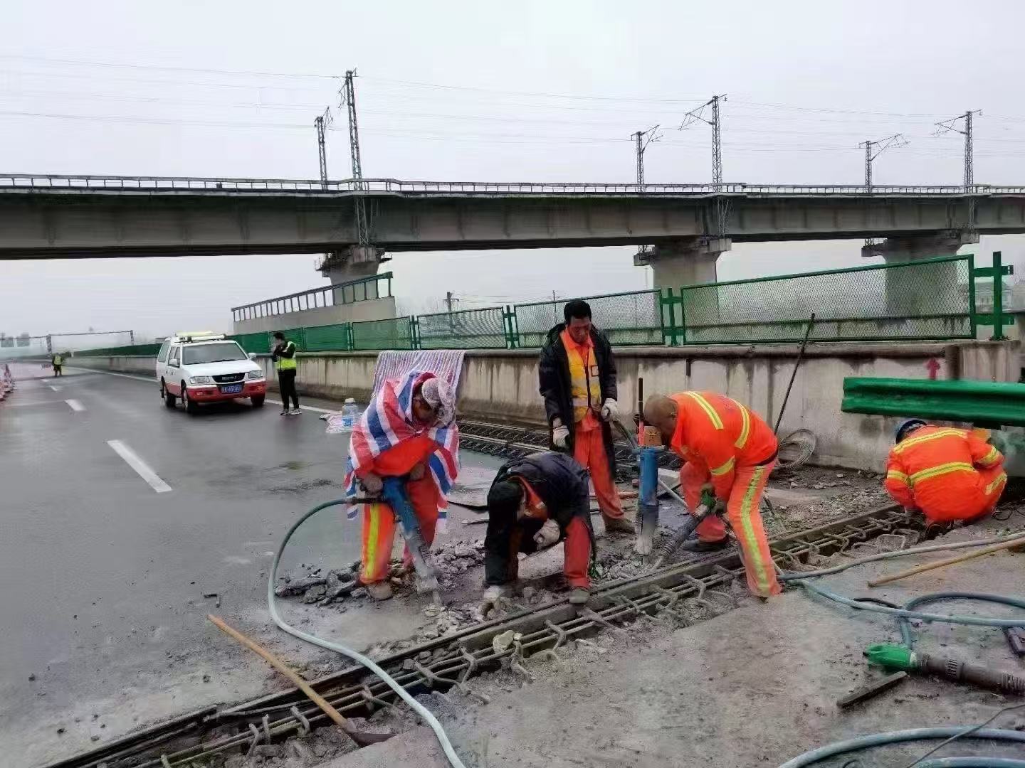 安仁桥梁伸缩缝抢修料